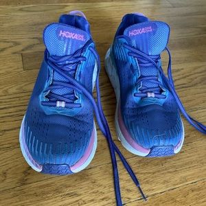 Hoka Clifton 5 size 8